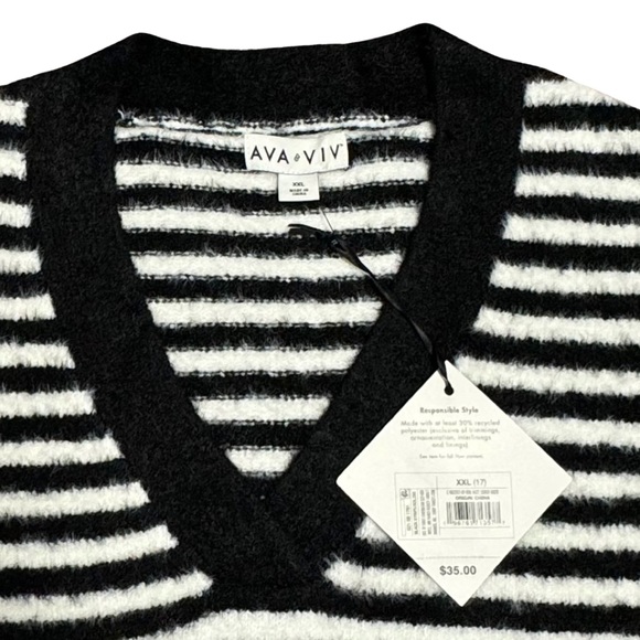 Fuzzy V-Neck Tunic Pullover Sweater - XXL - Picture 12 of 14